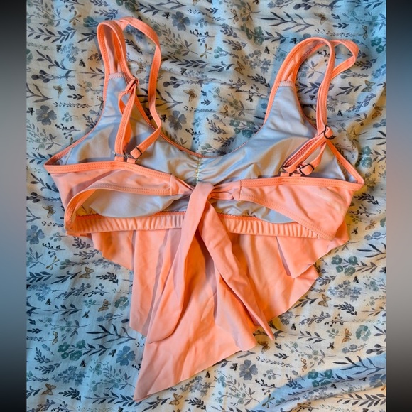 Bikini Top - Picture 2 of 3